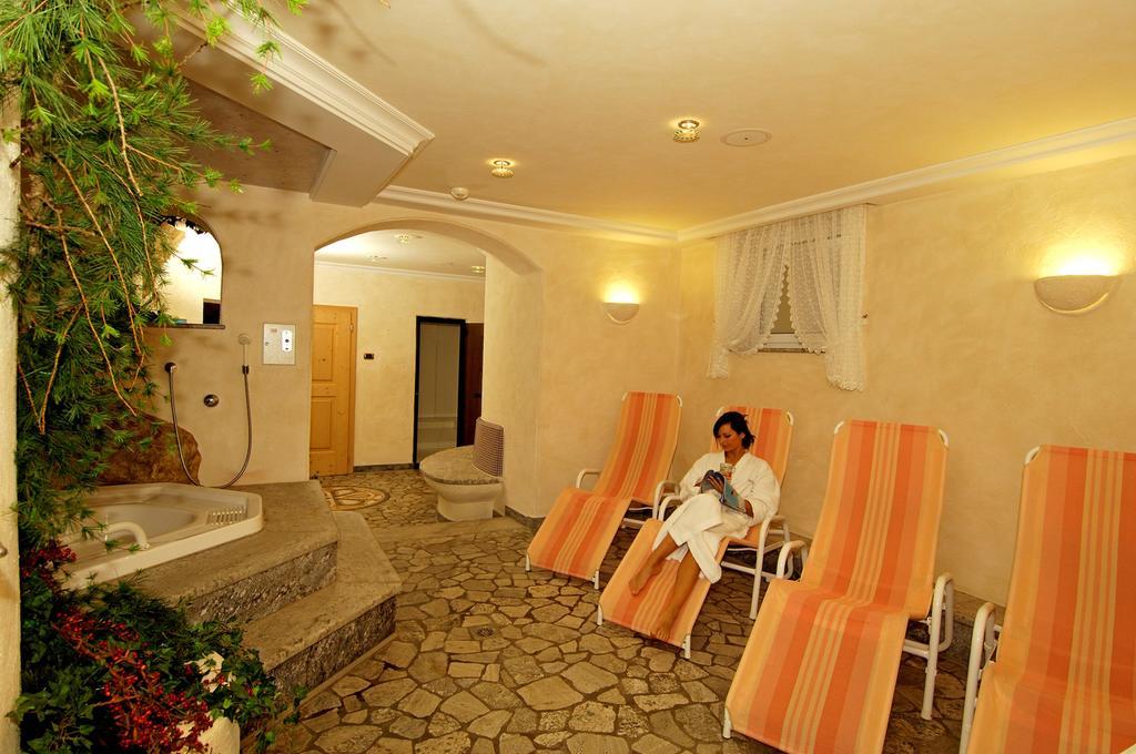 Hotel Ju Furcia Al Plan di Mareo Buitenkant foto